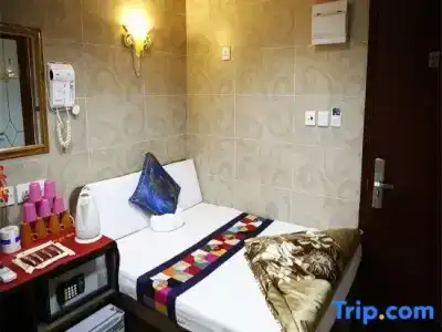 Woodstock Hostel - 69