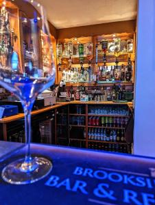 Brookside & Restaurant - 5