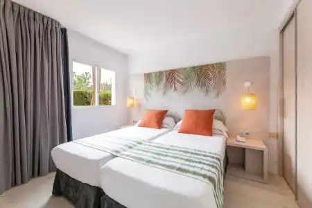 Palm Garden Apartments - 29