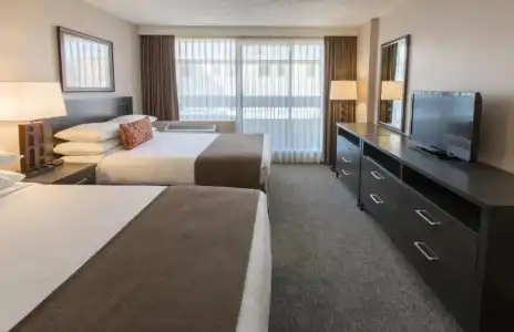 Embassy Inn - 94