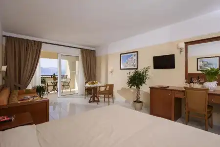 Vantaris Palace - 175