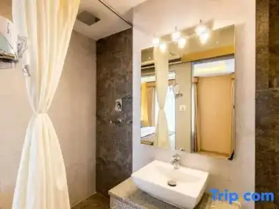 Boudha Boutique - 35
