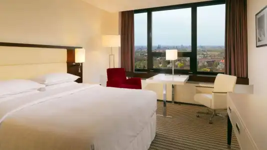 Four Points by Sheraton Munich Arabellapark - 4