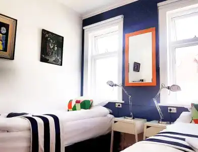 Refurinn Reykjavik Guesthouse - 4