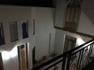 OLD HOUSE - 10