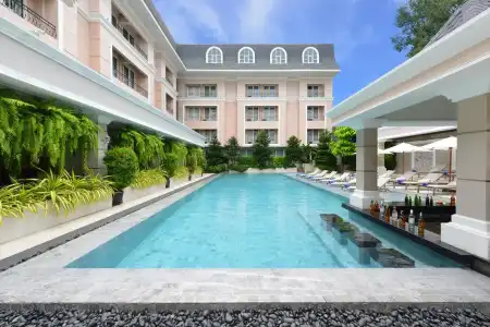 The Beverly Pattaya - 30