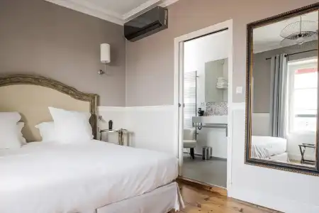 Hôtel St-Julien - 86