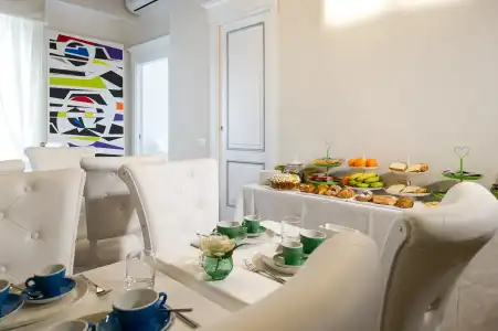 Domus Spagna Frattina Prestige Suite - 12