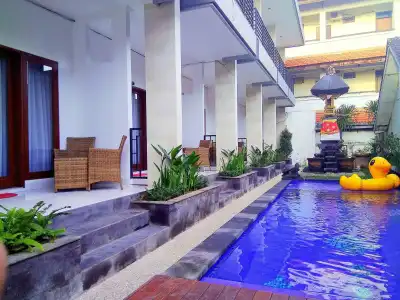 D'gaduh Suite Kuta - 23