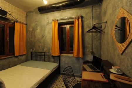 Role Street Hostel - 41