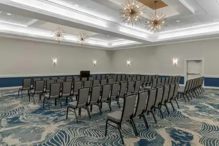 Doubletree South Bend - 18