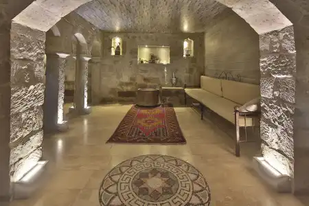 Panoramic Cave & Spa - 13