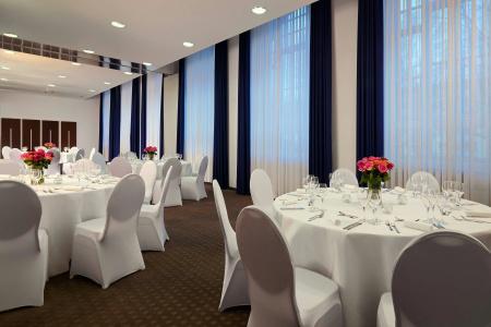 Sheraton Hannover Pelikan - 15