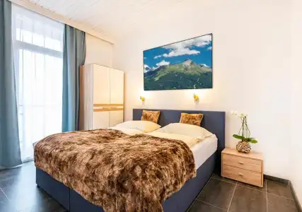 Bristol - 0
