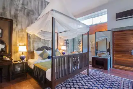 Mane Boutique & Spa - 41