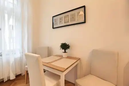 Angel City Apartments - 11