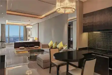Hilton - 214