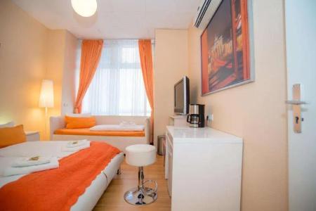 City Guesthouse Pension Berlin - 10