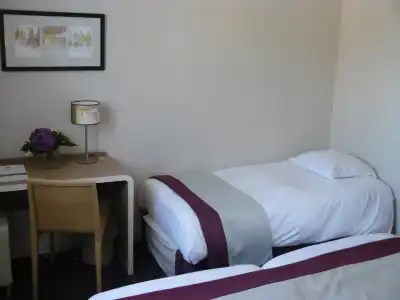 Hôtel Red Fox - 68
