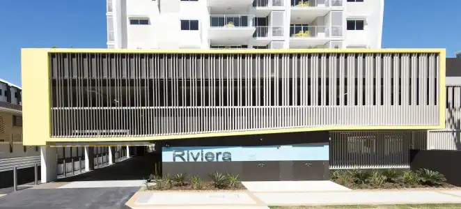 Riviera Mackay - 0