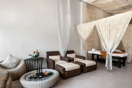 Patong Paragon Resort & Spa - 25