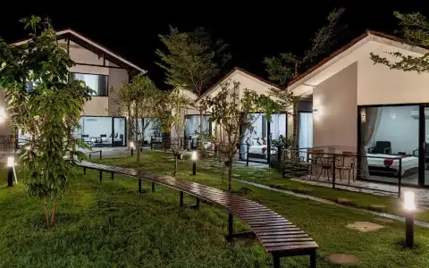 Sandy Clay Bungalows - 78
