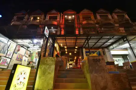 Sleeper Hostel - 13
