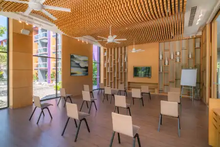 Holiday Inn Express PHUKET PATONG BEACH CENTRAL by IHG - 45