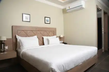RG Inn - 5