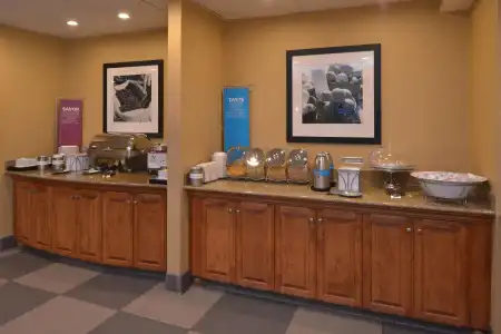 Woodspring Suites Bakersfield Airport - 14