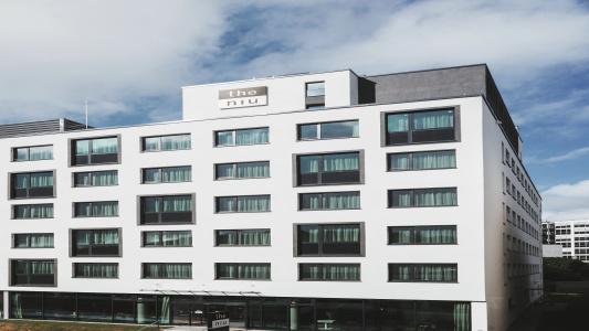 Holiday Inn - the niu, Form Stuttgart Feuerbach by IHG - 15