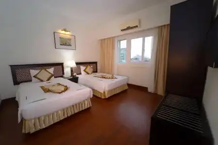Century Riverside Hue - 37