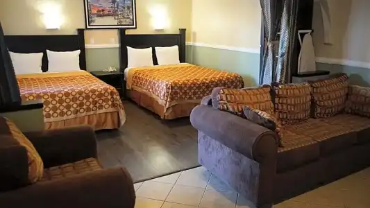 Paradise Inn & Suites - 62