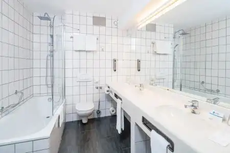 Plaza Inn Grevenbroich - 57