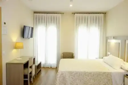 Hostal Toledo - 94