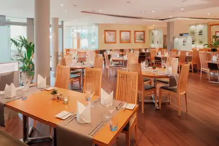 Mövenpick München Airport - 20