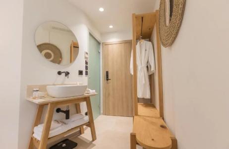 Cabana Blu Lifestyle Boutique & Suites - 46