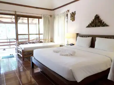 Chaweng Buri Resort - 3