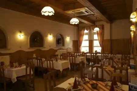 Gerendas Panzio - 8