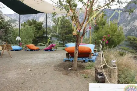 Mandala Camping - Adults Only - 24