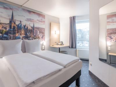 B&B Aachen-Hbf - 4