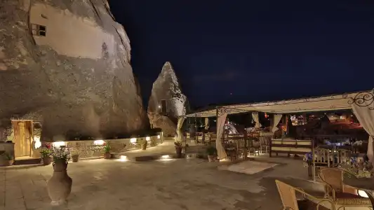 Panoramic Cave & Spa - 26