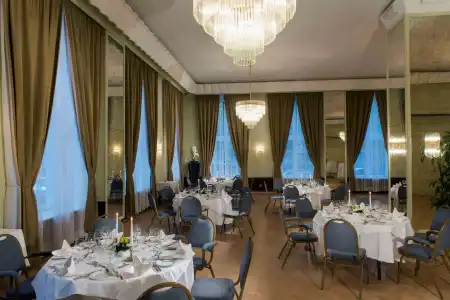 Wyndham Duisburger Hof - 16