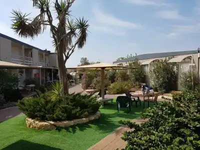 Q Village - Poleg Beach - 6