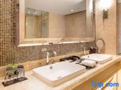 Renaissance Chengdu - 62