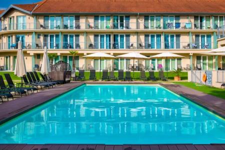 Holiday Resorts - 45