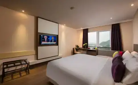 Halong Pearl - 5