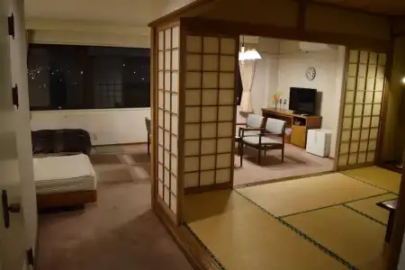 Royal Kitami - 3