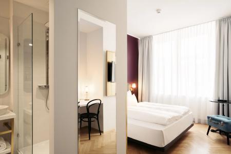 Schani Salon - 1