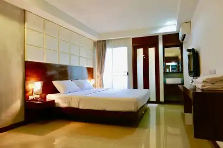 Collection O The Bangkok Cha Cha Suite - 10